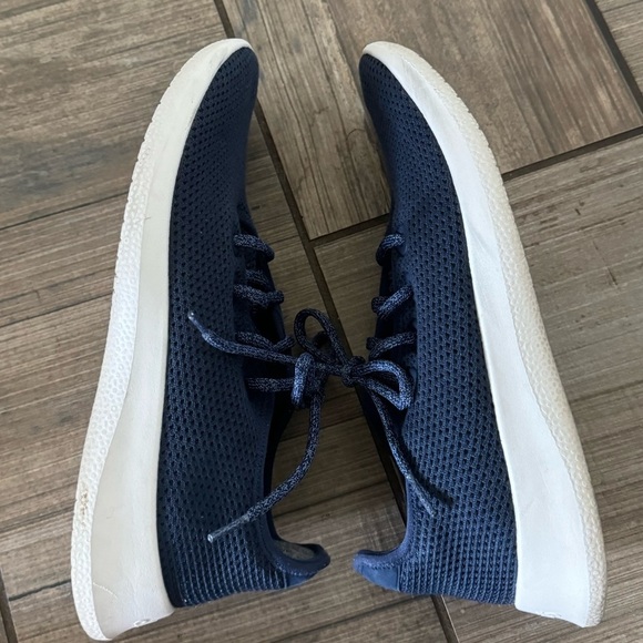 Allbirds Women's Tree Runners size 10 - Picture 8 of 9